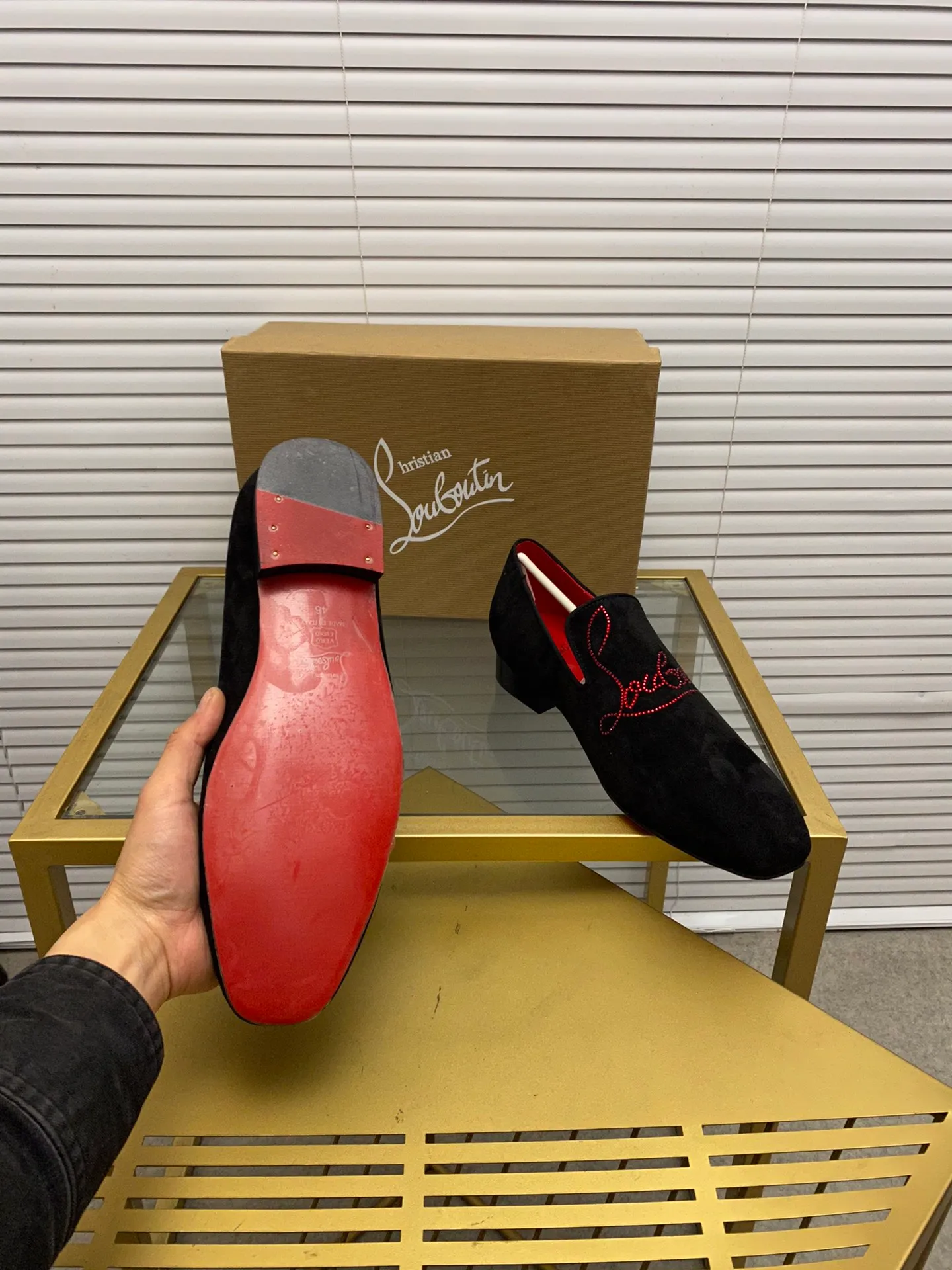 (Customized model) Ex-factory price is 500. christian louboutin2023 latest model (CL red sole shoes) counter series, casual sneakers for couples 📢 📢 📢 exclusive hot style release 🎈🎈💪 movable latex feet 👻 finished outsole line [satisfied] 😝Female 35-40# Male 38#-46, global supply😝 [Top version]: Original imported genuine leather upper, top original leather lining, original molded TPU outsole, original 1:1 detail processing, original shoe last,